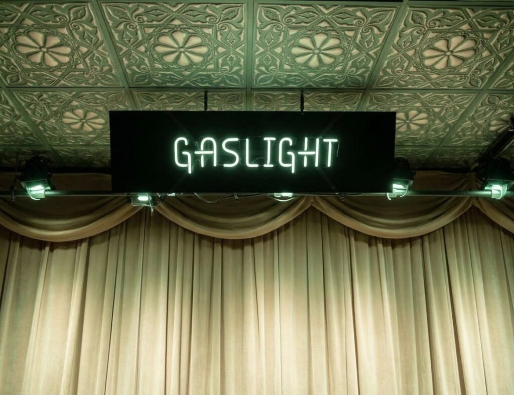 Gaslighting gaslighting en pareja